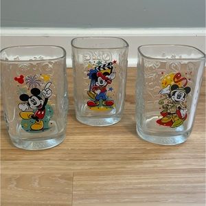 Mickey Mouse Square McDonalds 2000’s Glass Cups Set Of 3 Collectible Walt Disney